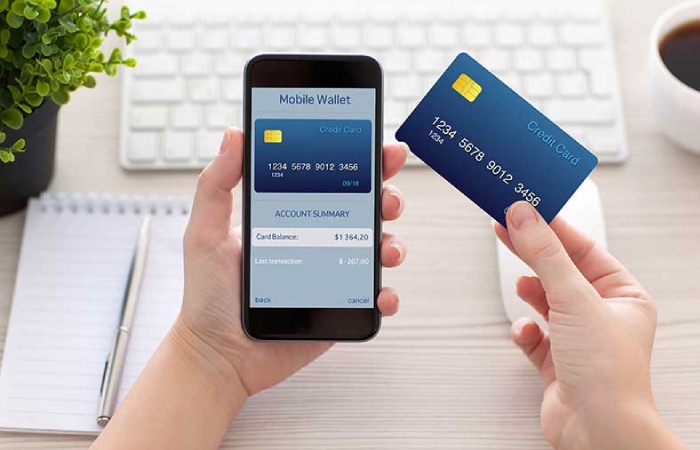Is there a Destiny MasterCard app_