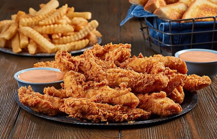 Zaxby's Chicken Fingers and Buffalo Wings Are Not the Same!