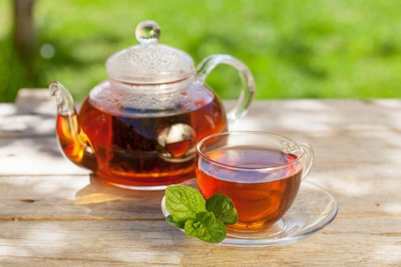 5 Herbal teas you can consume to get relief from Bloating and Gas