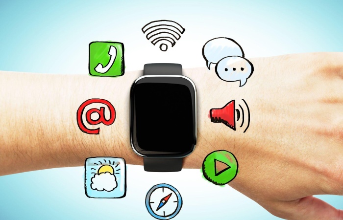What Can Smartwatches Do_