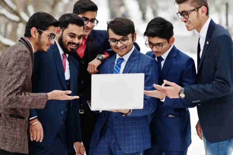 Aajkitajikhabar.com Business